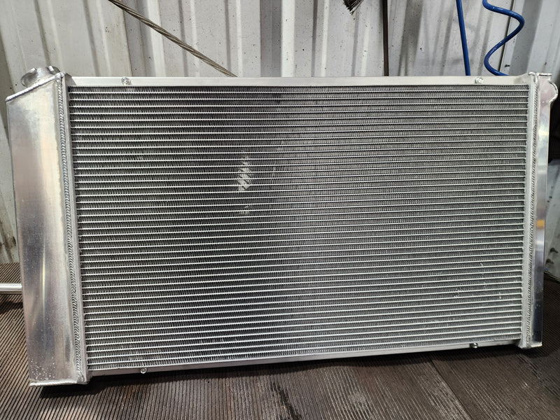4 Row Aluminum Radiator with dual electric fans