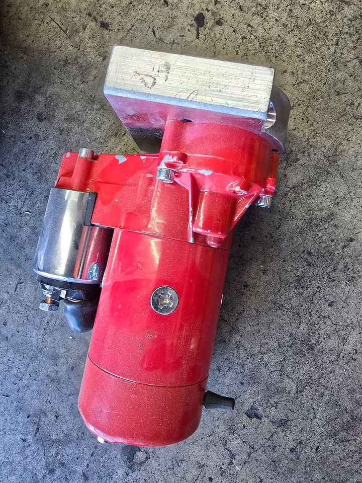 LS1 Starter red